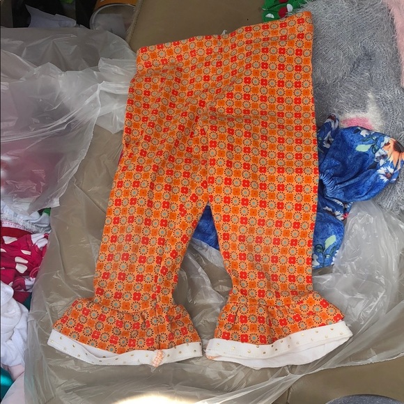 Set - Picture 3 of 3